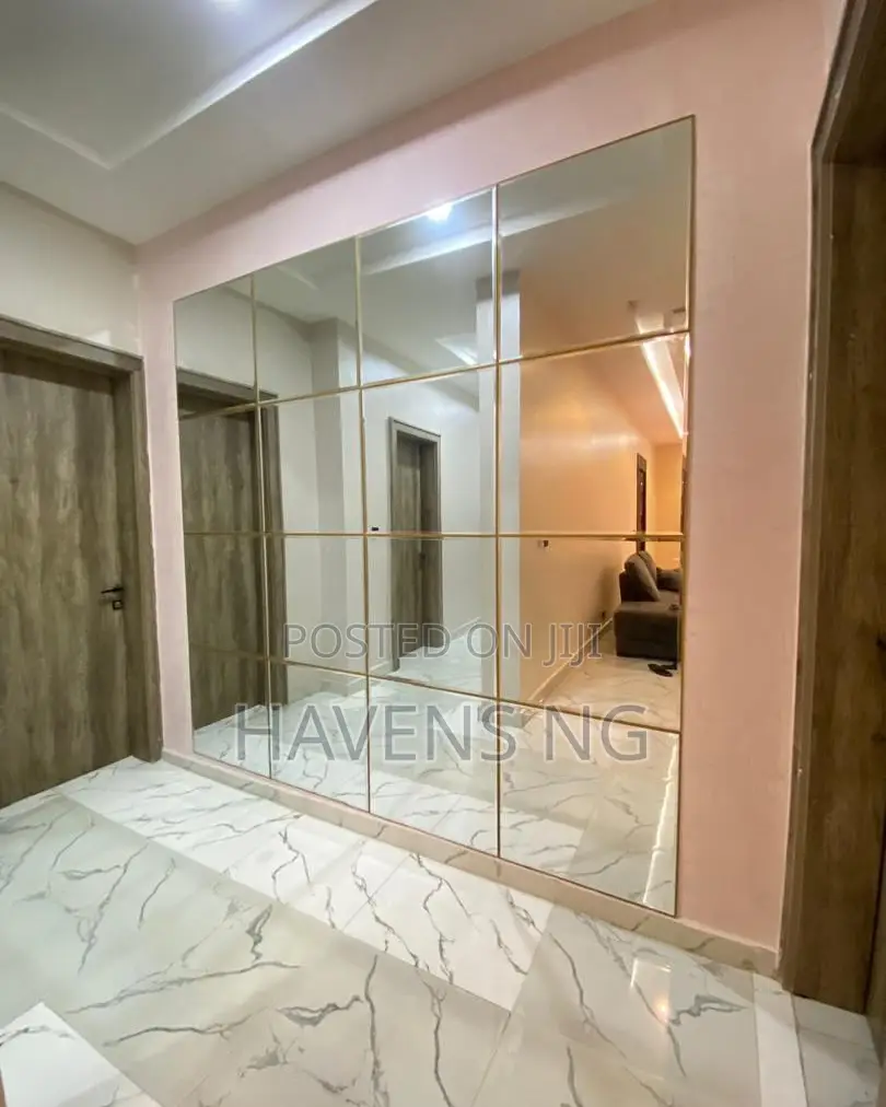 Luxury 3-Bedroom Apartment in Jahi