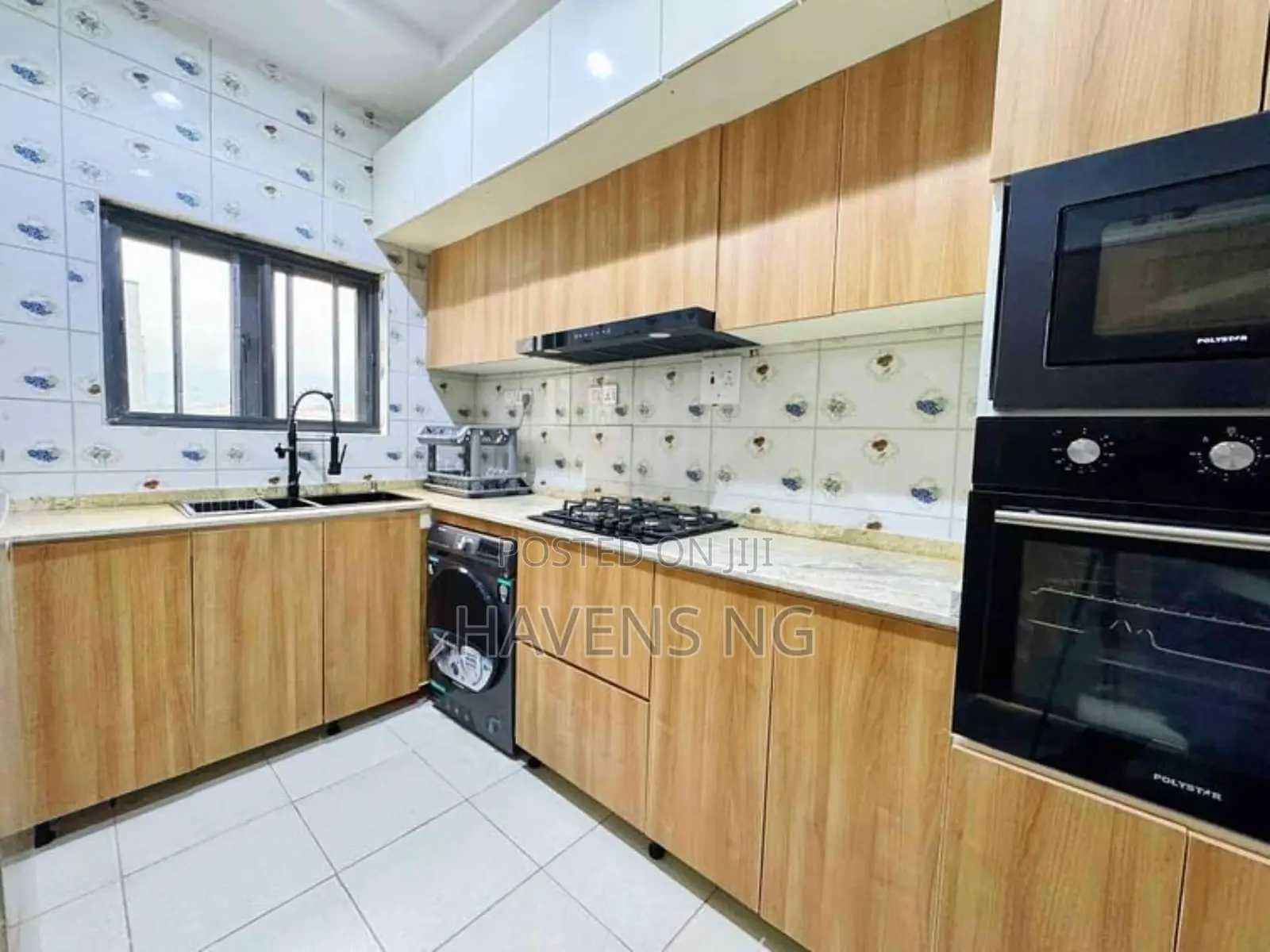 Spacious 2-Bedroom Apartment With Snooker Table Tennis in Jahi