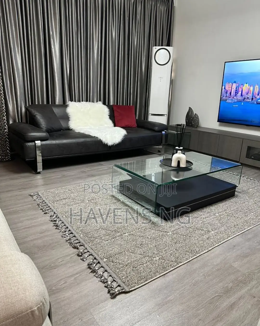 Luxury 2-Bedroom Smart Apartment With Modern Facilities. in Zone 1 / Wuse