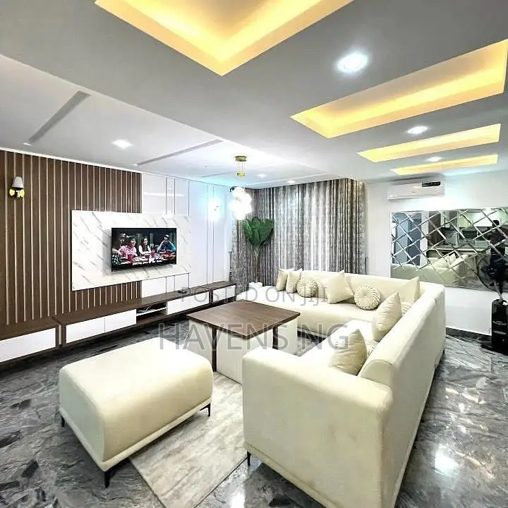 Luxury 2-Bedroom Penthouses in Jahi