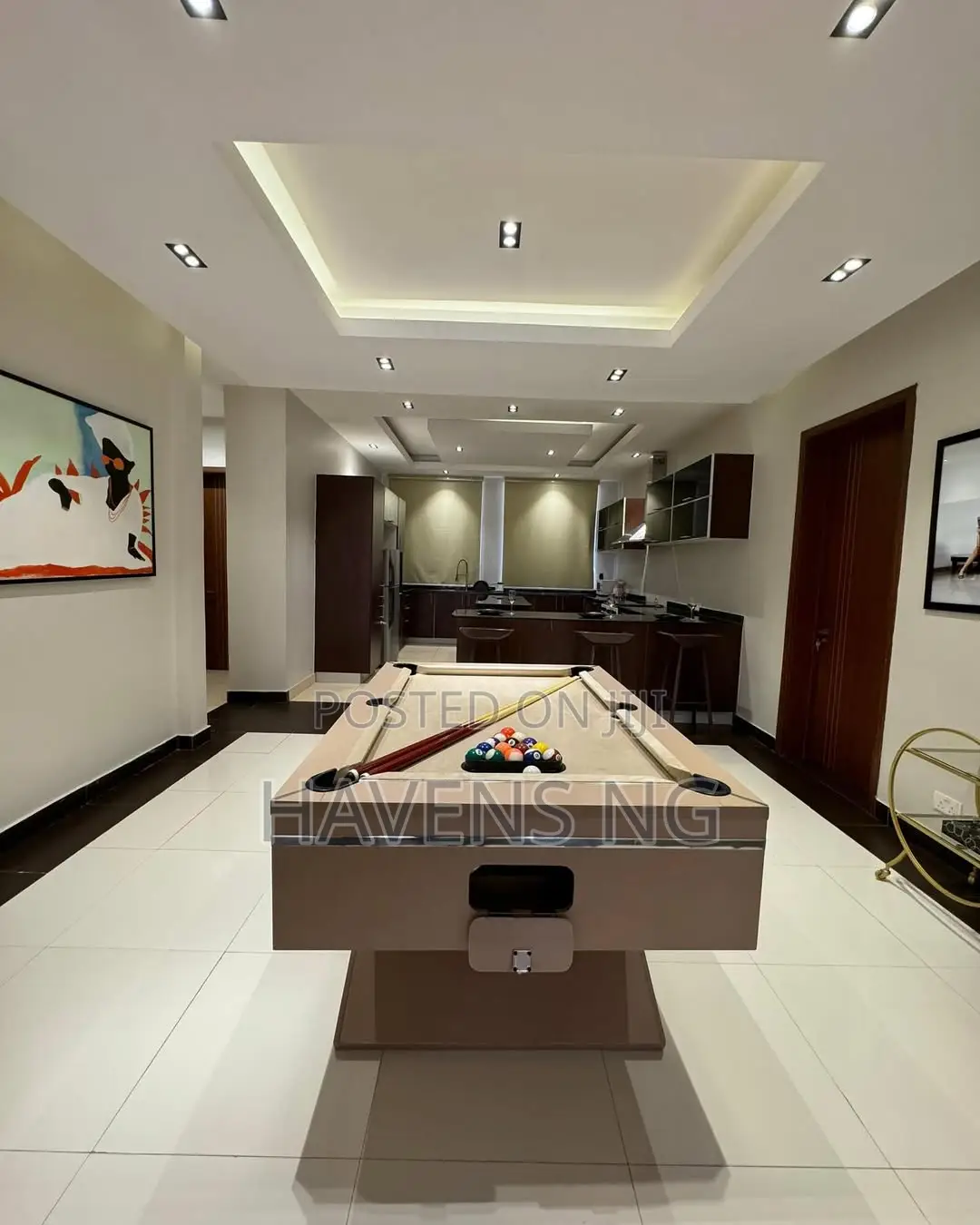 Luxury 2-Bedroom Penthouse With Private, Pool in 1004