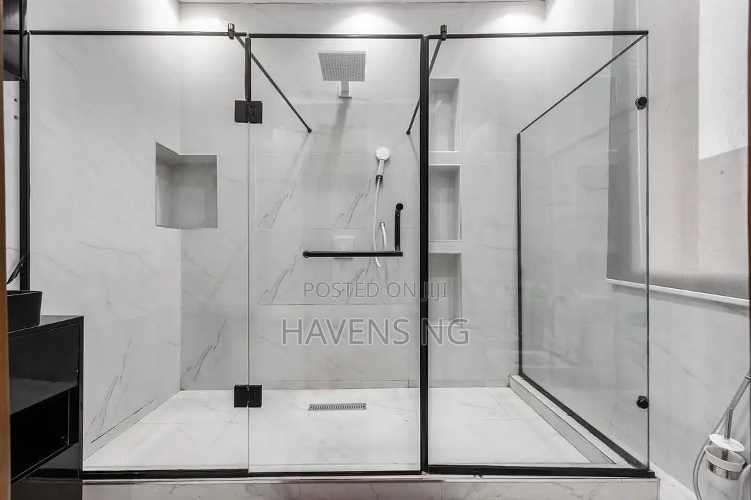 Luxury Water View 2-Bedroom Penthouse in Ikate