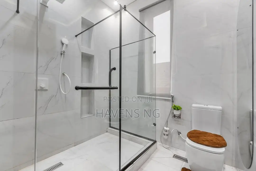 Luxury Water View 2-Bedroom Penthouse in Ikate