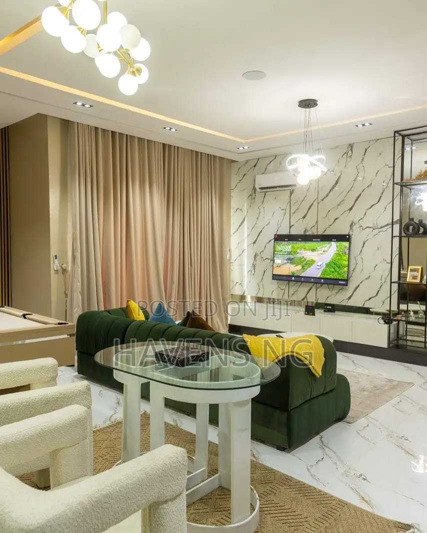 Stylish 2-Bedroom Apartment With Snooker, Pool Gym. in Ikate