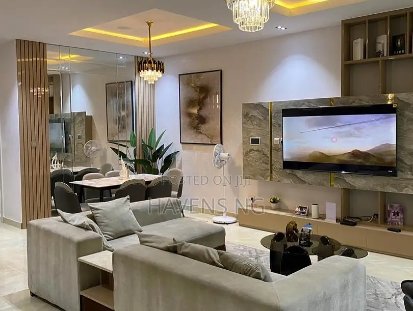 Luxurious 3-Bedroom Apartment | Short Stay in Osapa london