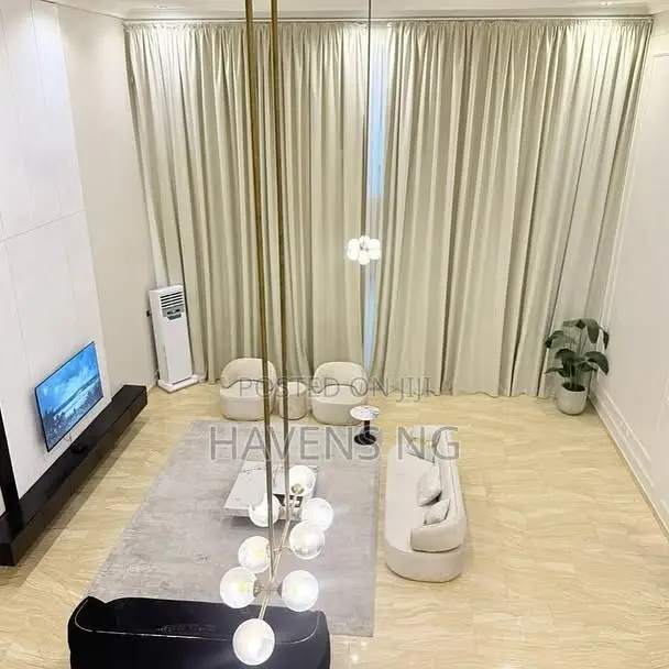 Luxury 4-bedroom Penthouse | Short Stay in Parkview Estate