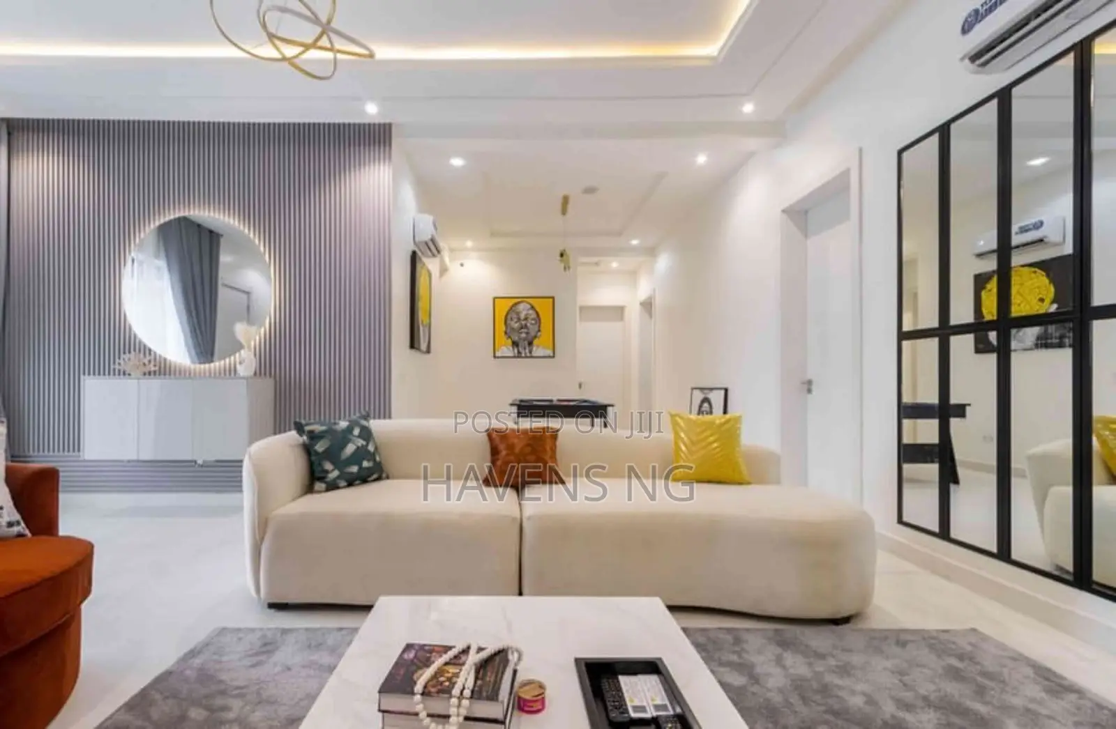 Luxurious Cozy 3-Bedroom Apartment for Short Stay in Ologolo