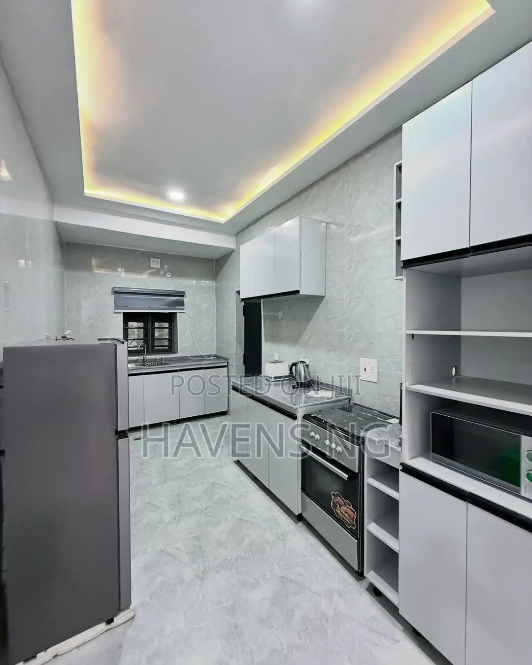 Exquisite 2-Bedroom Apartment Available for Short Stay in Jahi