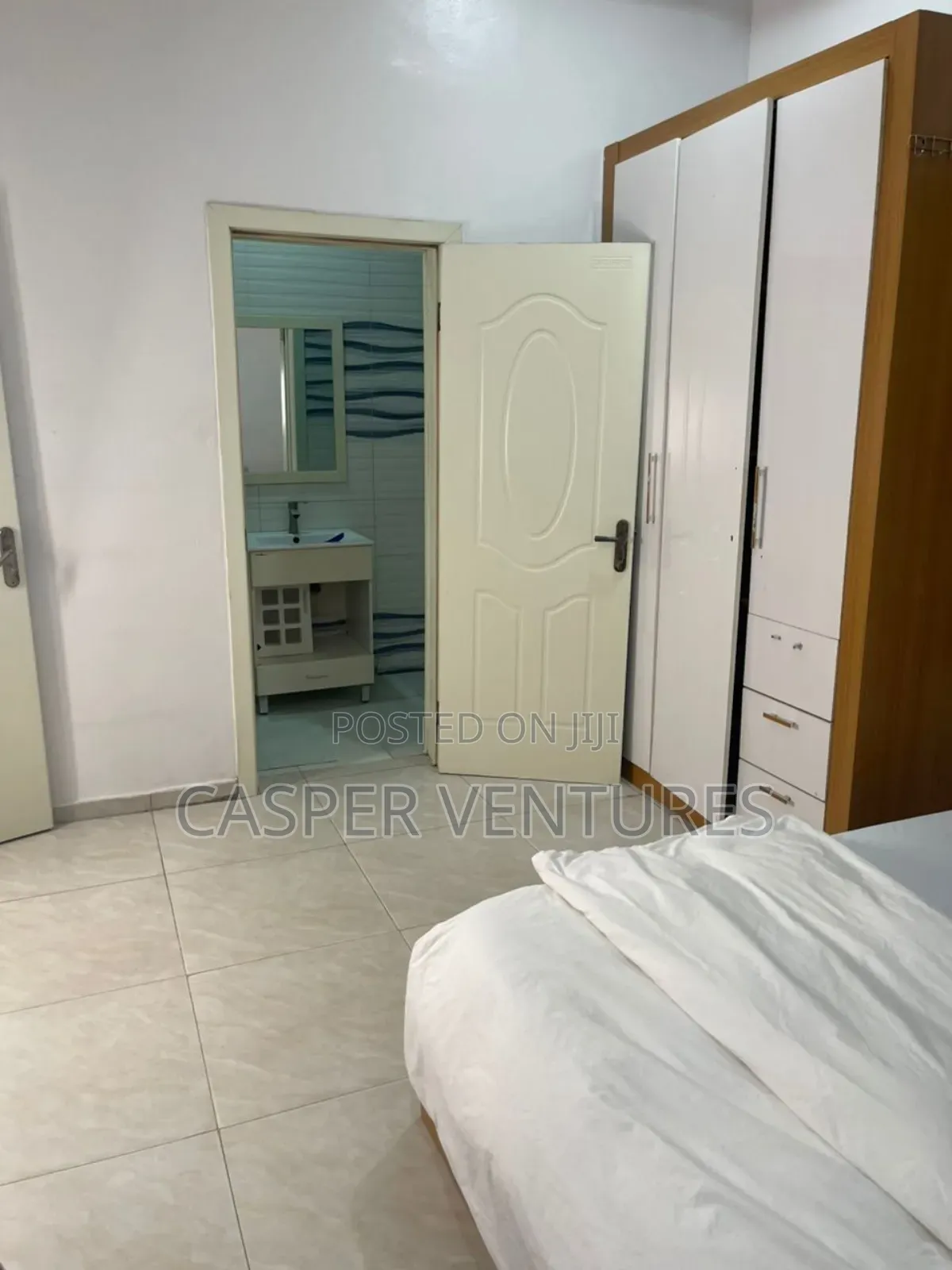 Serviced Apartment With 24hrs Light in Agungi