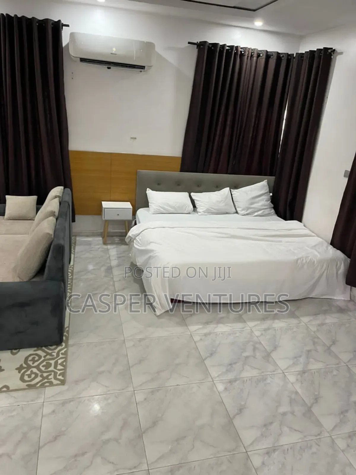 Masterbedroom Serviced Apartment in Agungi