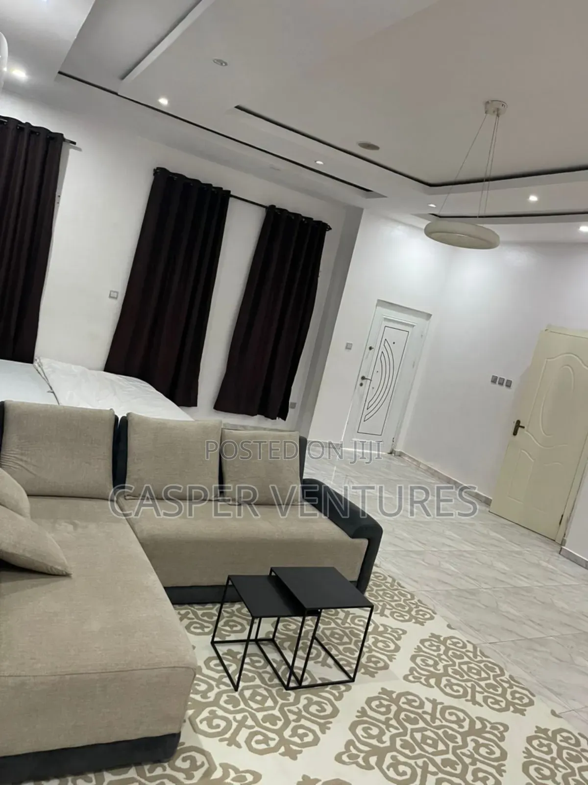 Masterbedroom Serviced Apartment in Agungi