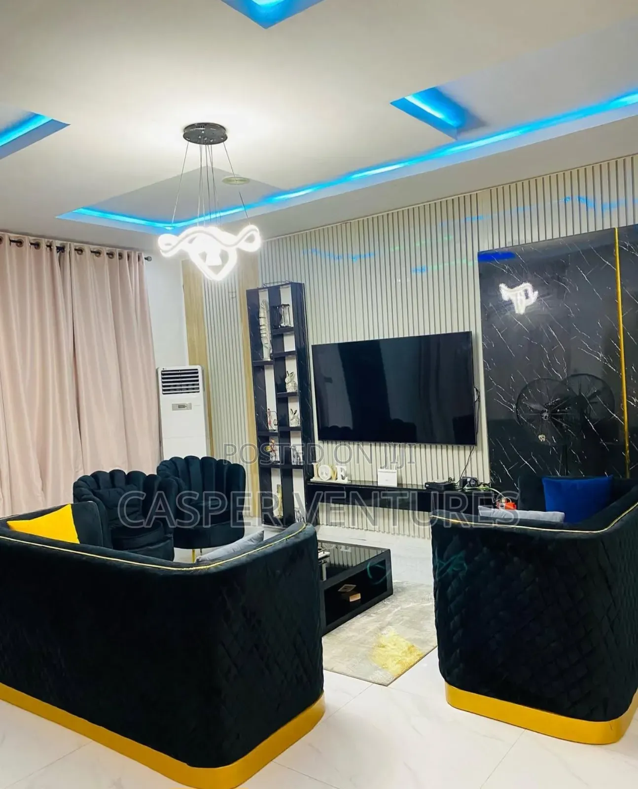 Fancy and Sparkling Apartment in Chevron