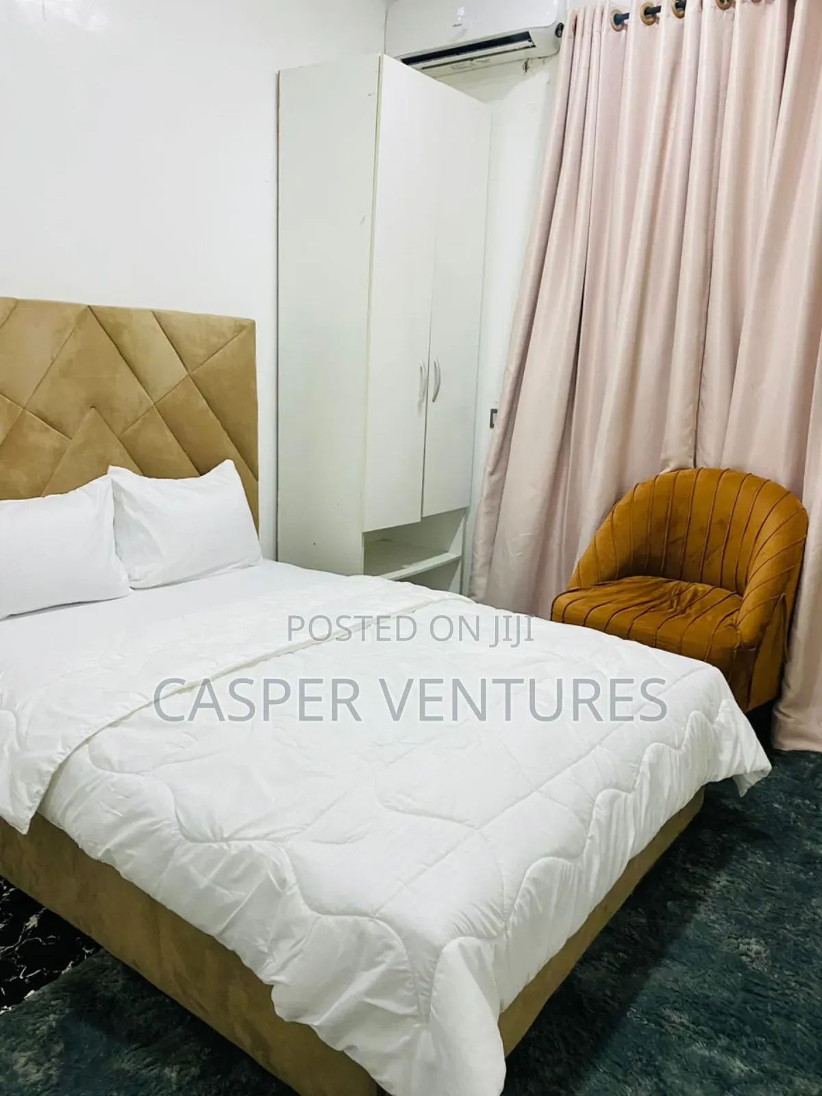 Affordable Yet Stunned Apartment in Chevron