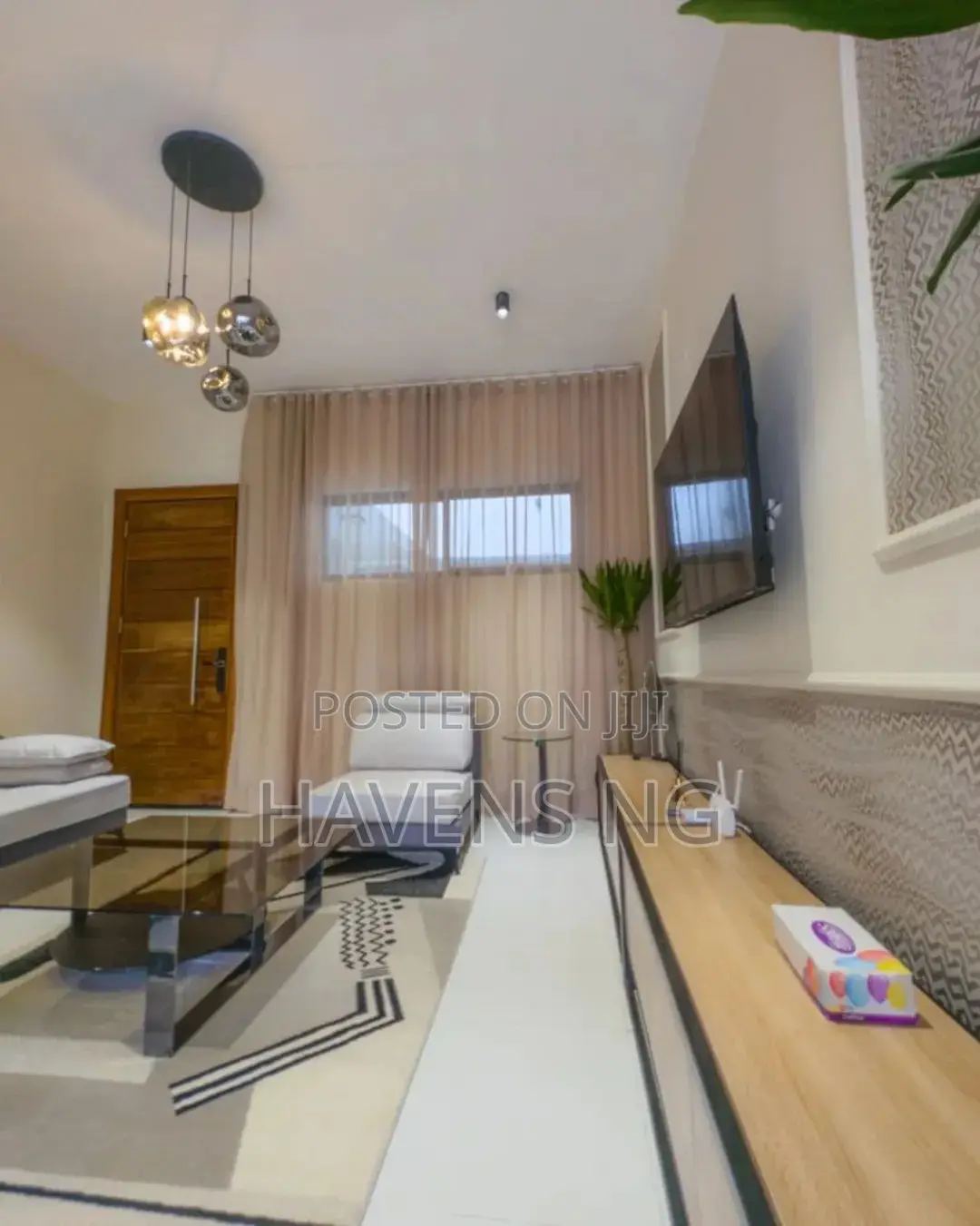 1 Bedroom Apartment With Top Notch Amenities in 1004
