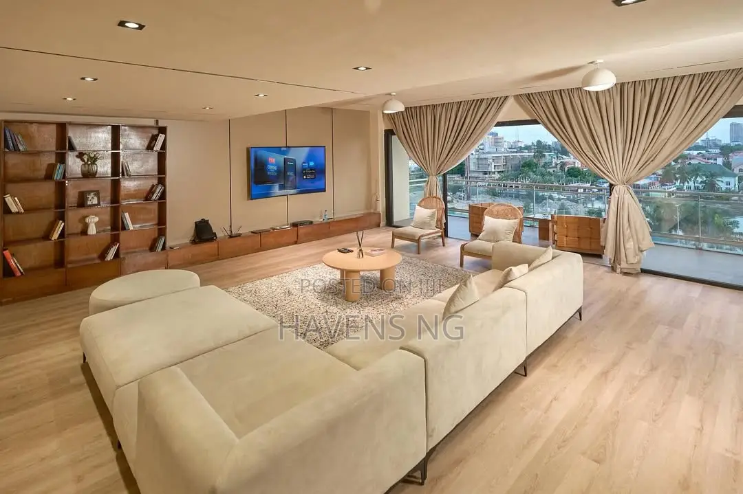 Brand New Luxury 4-Bedroom Apartment in Banana Island