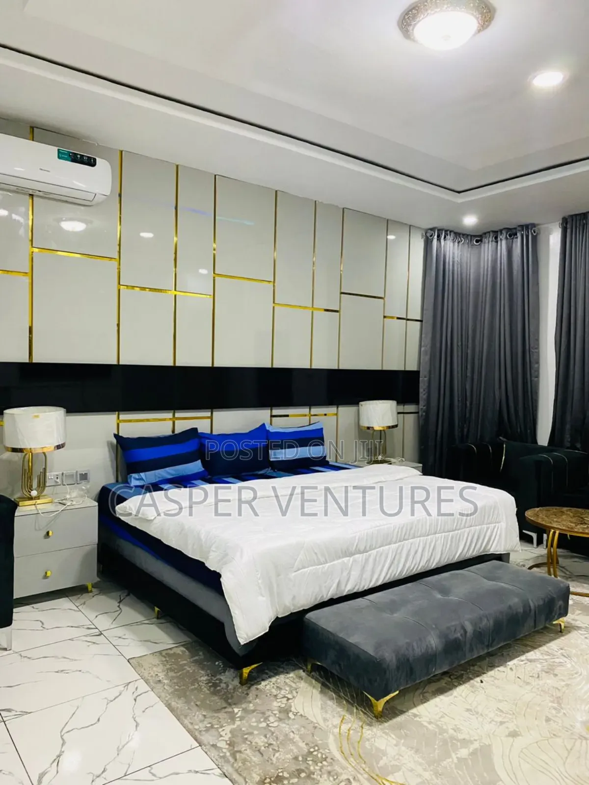 Furnished Kingsize Masterbedroom in Chevron