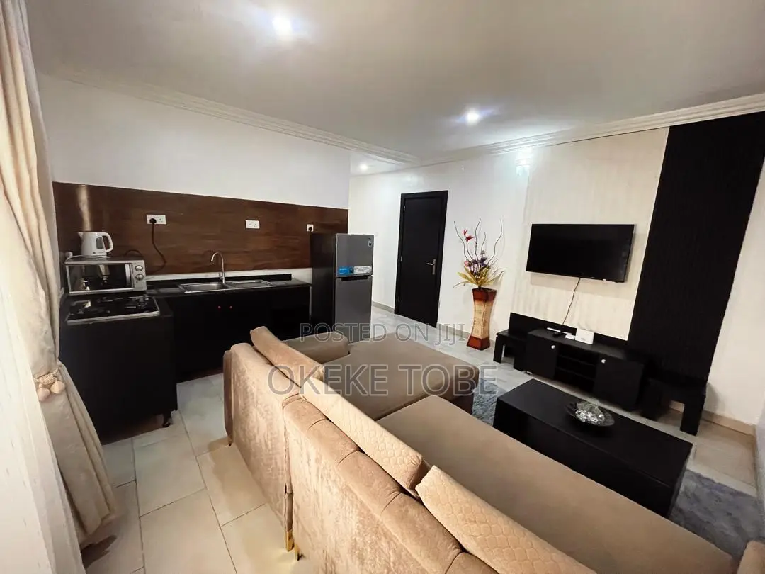 One Bedroom Gra Ikeja in Ikeja