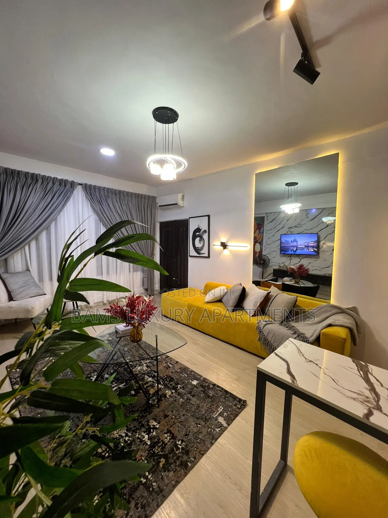 Stylishly One Bed at Chevron in Chevron