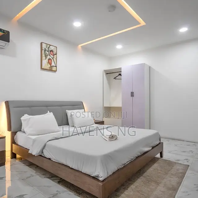 Stylish 2-Bedroom Apartment With Modern Facilities in 1004