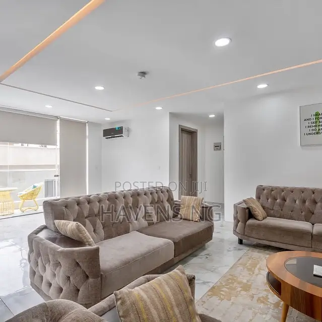 Stylish 2-Bedroom Apartment With Modern Facilities in 1004