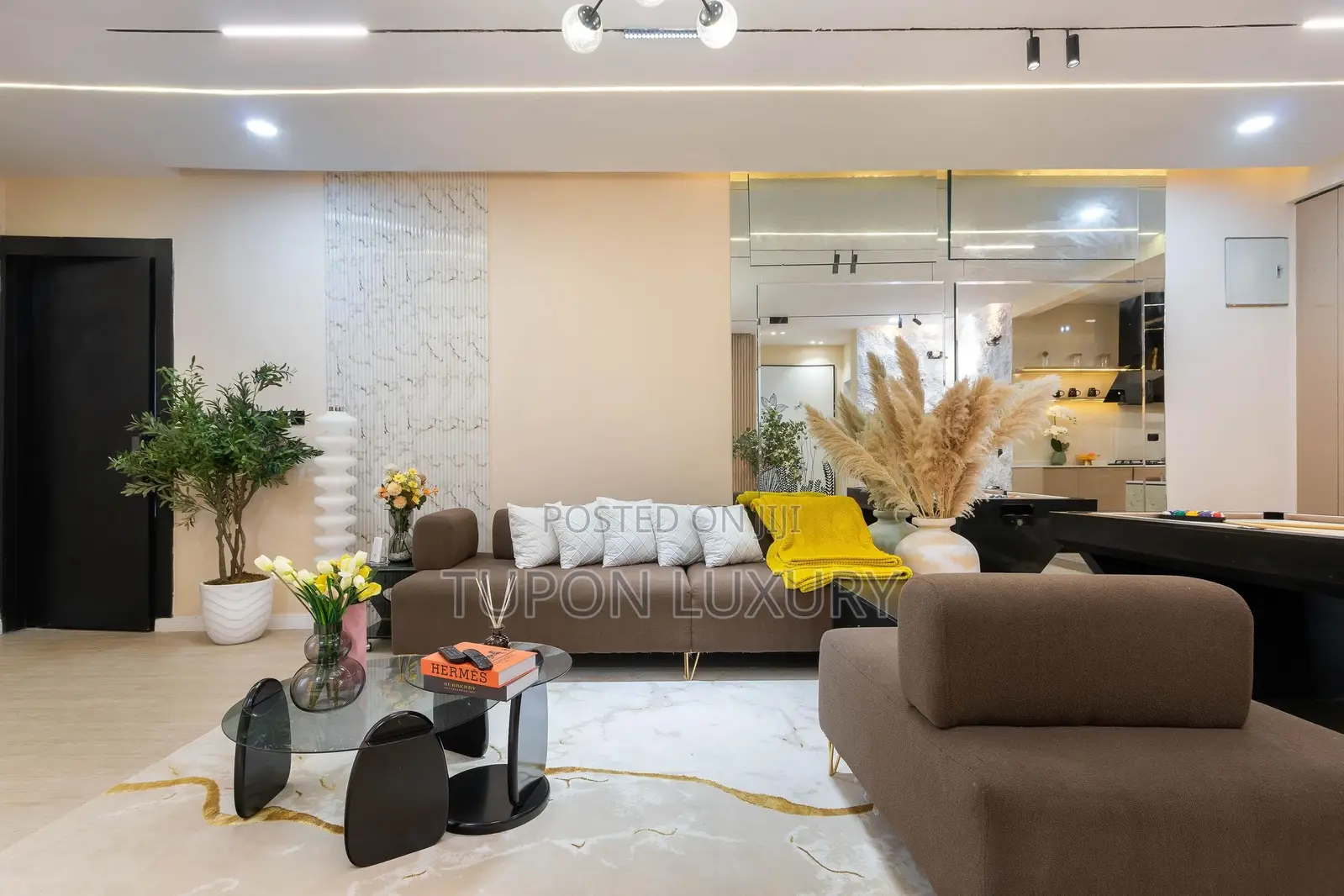 Luxurious Two Bedroom Apartment With a Pool, Snooker Ps5 in Ikate