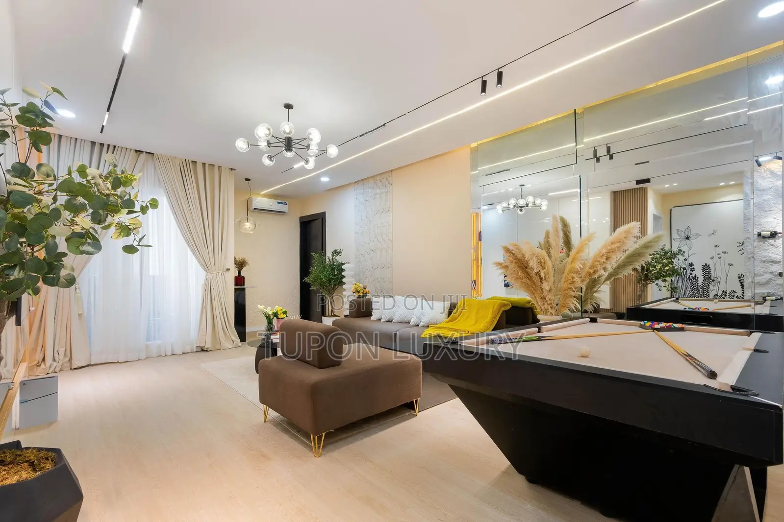 Luxurious Two Bedroom Apartment With a Pool, Snooker Ps5 in Ikate