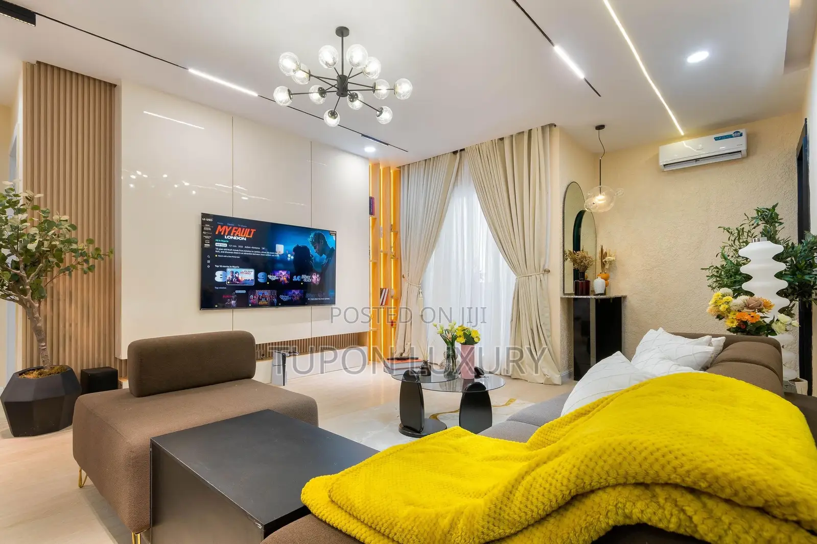 Luxurious Two Bedroom Apartment With a Pool, Snooker Ps5 in Ikate