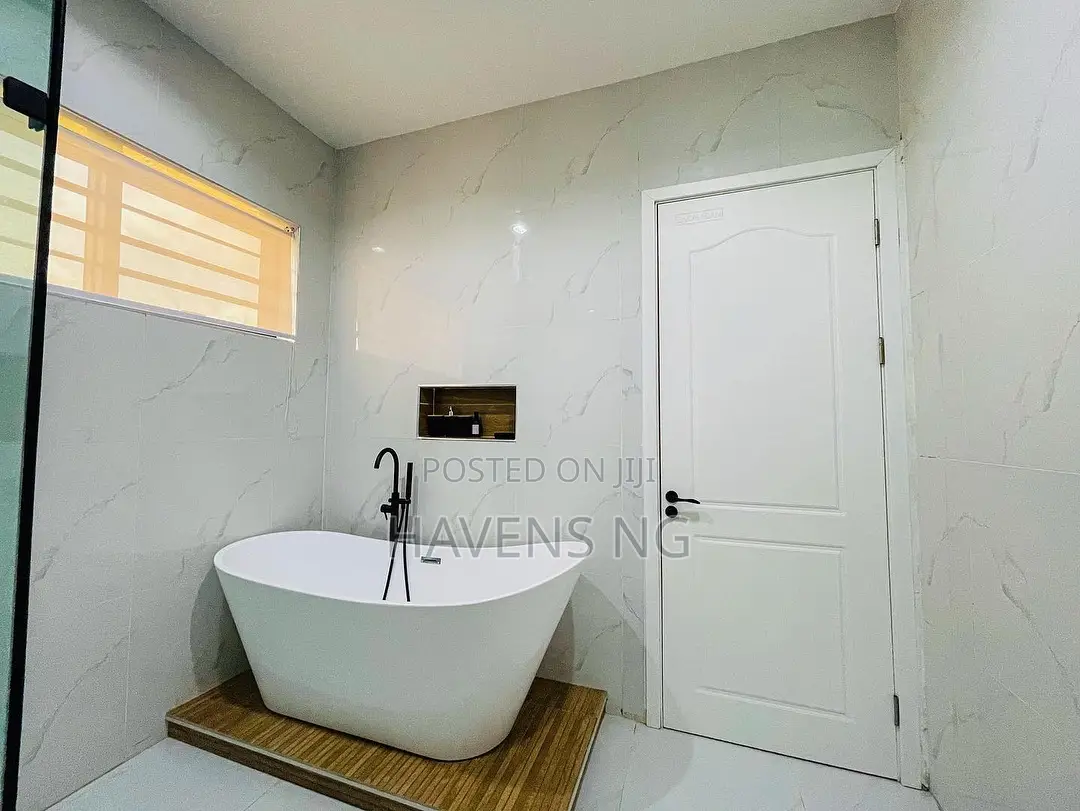 Brand New Fully Automated 4-Bedroom Duplex With Pool Ps5 in Ikate