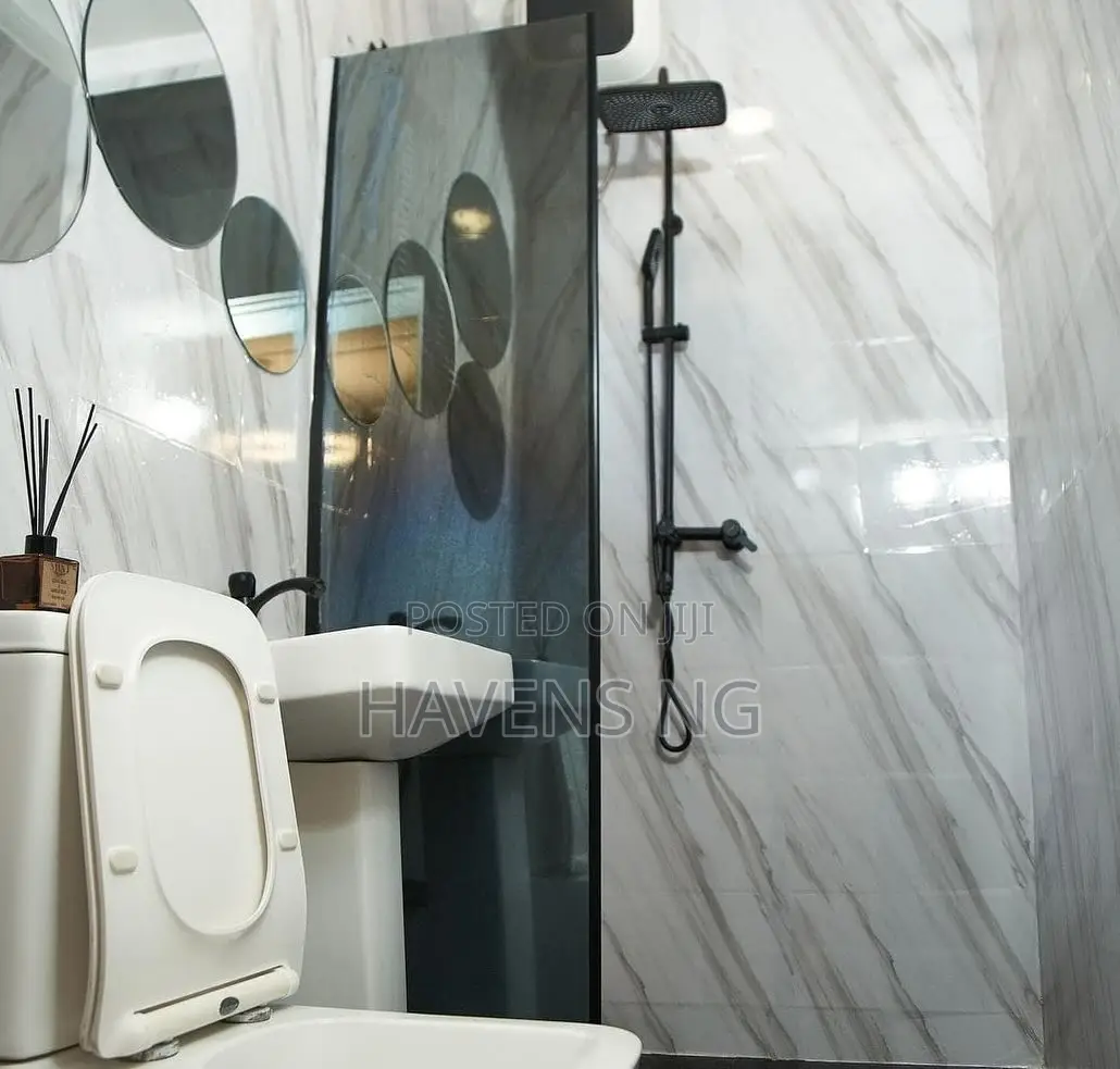 Stylish Brown-Themed 1-Bedroom Apartment for Shortlet in Zone 3 / Wuse