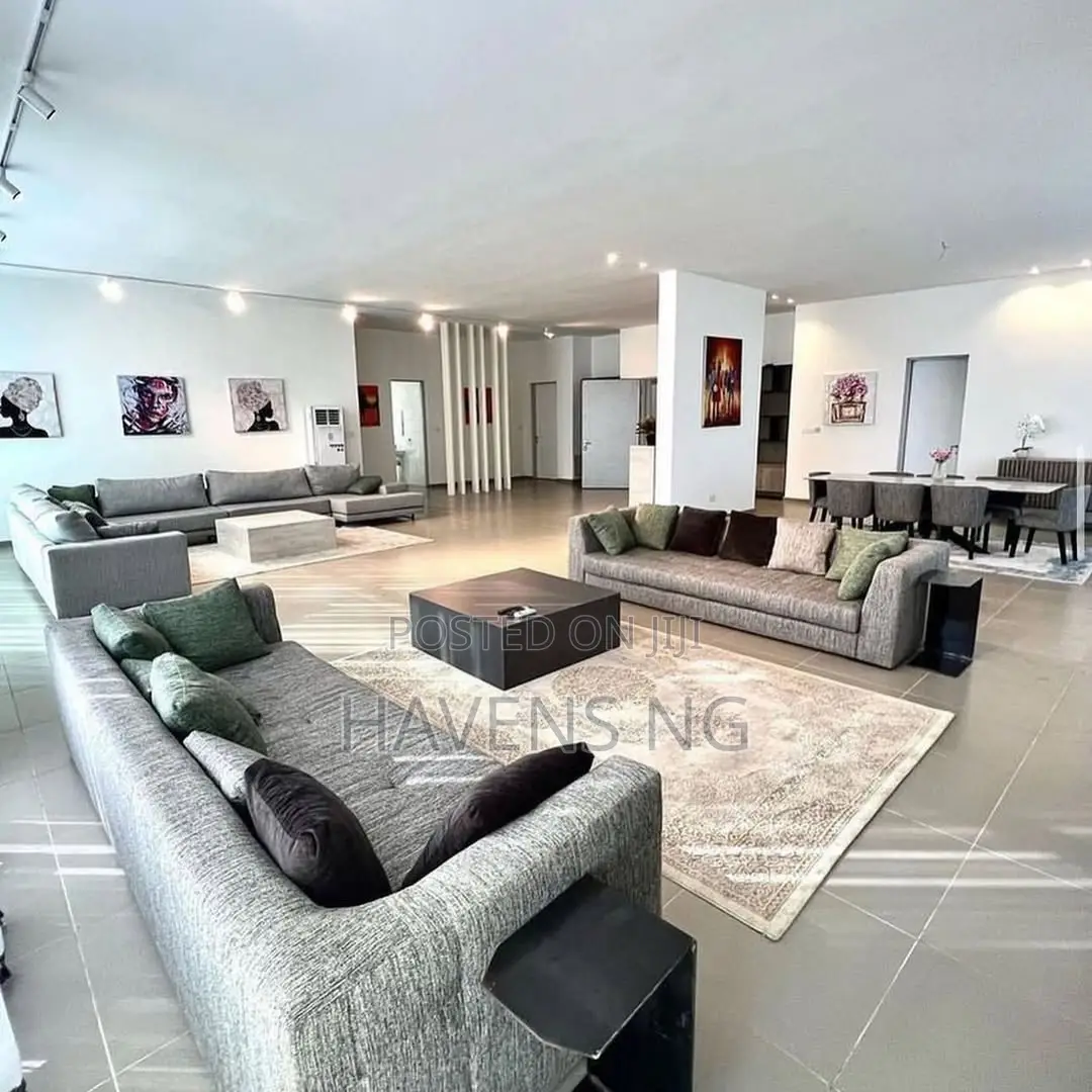 Spacious Stylish 2-Bedroom Penthouse for Shortlet in Life Camp
