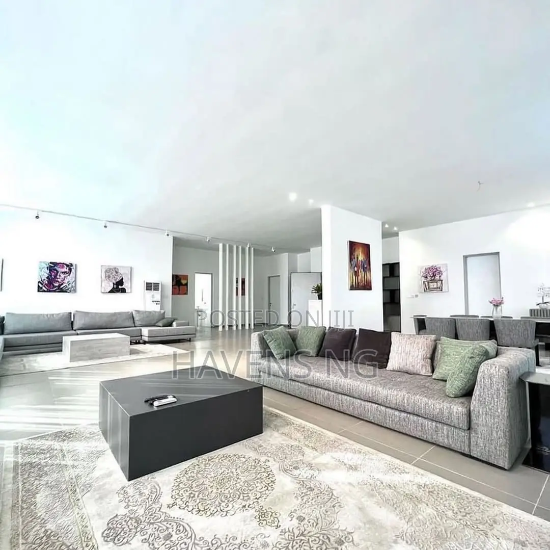 Spacious Stylish 2-Bedroom Penthouse for Shortlet in Life Camp