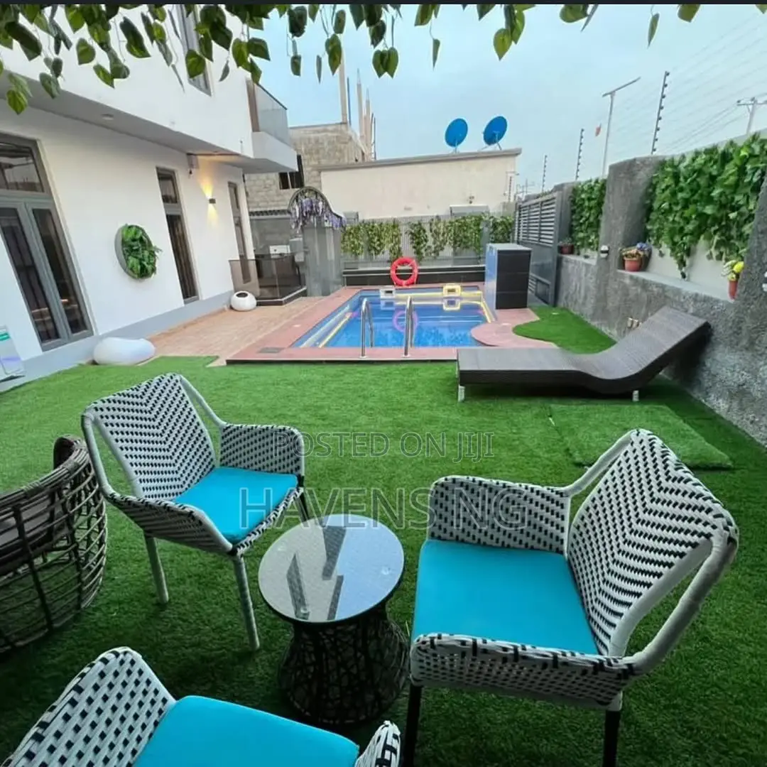 Exquisite 2-Bedroom Furnished Apartment With Swimming Pool in Jahi