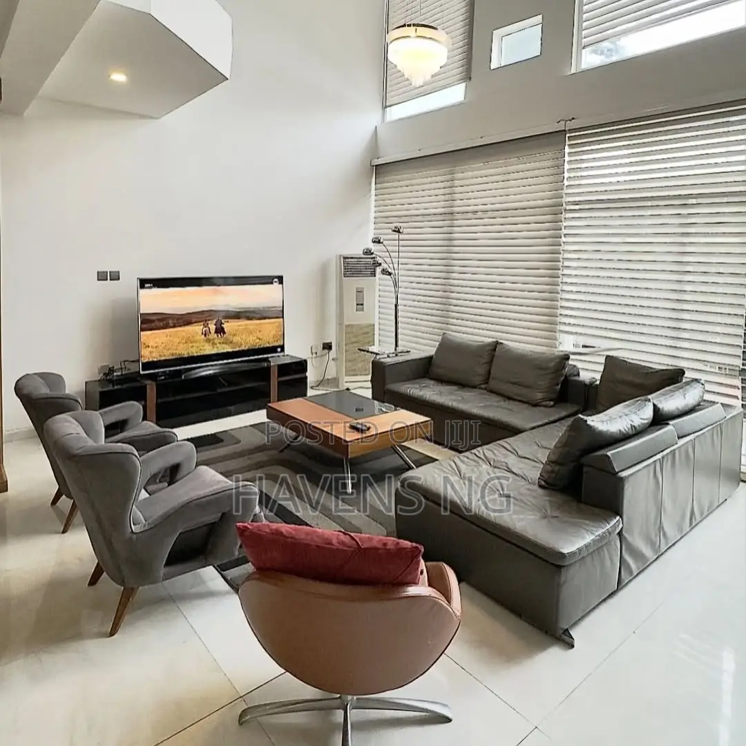 Magnificent 4-Bedroom Duplex With Pool Scenic Views in Guzape District