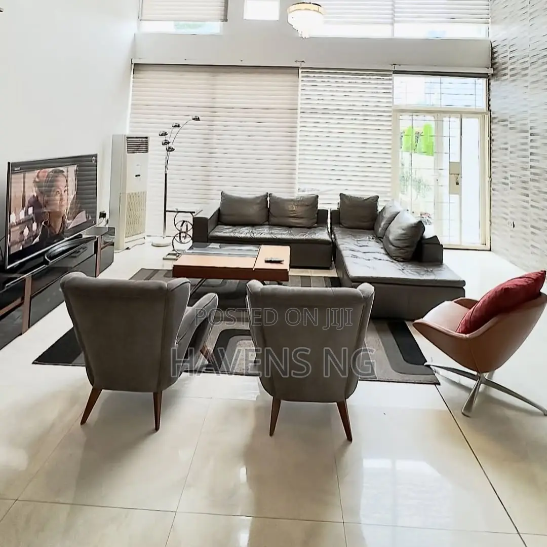 Magnificent 4-Bedroom Duplex With Pool Scenic Views in Guzape District