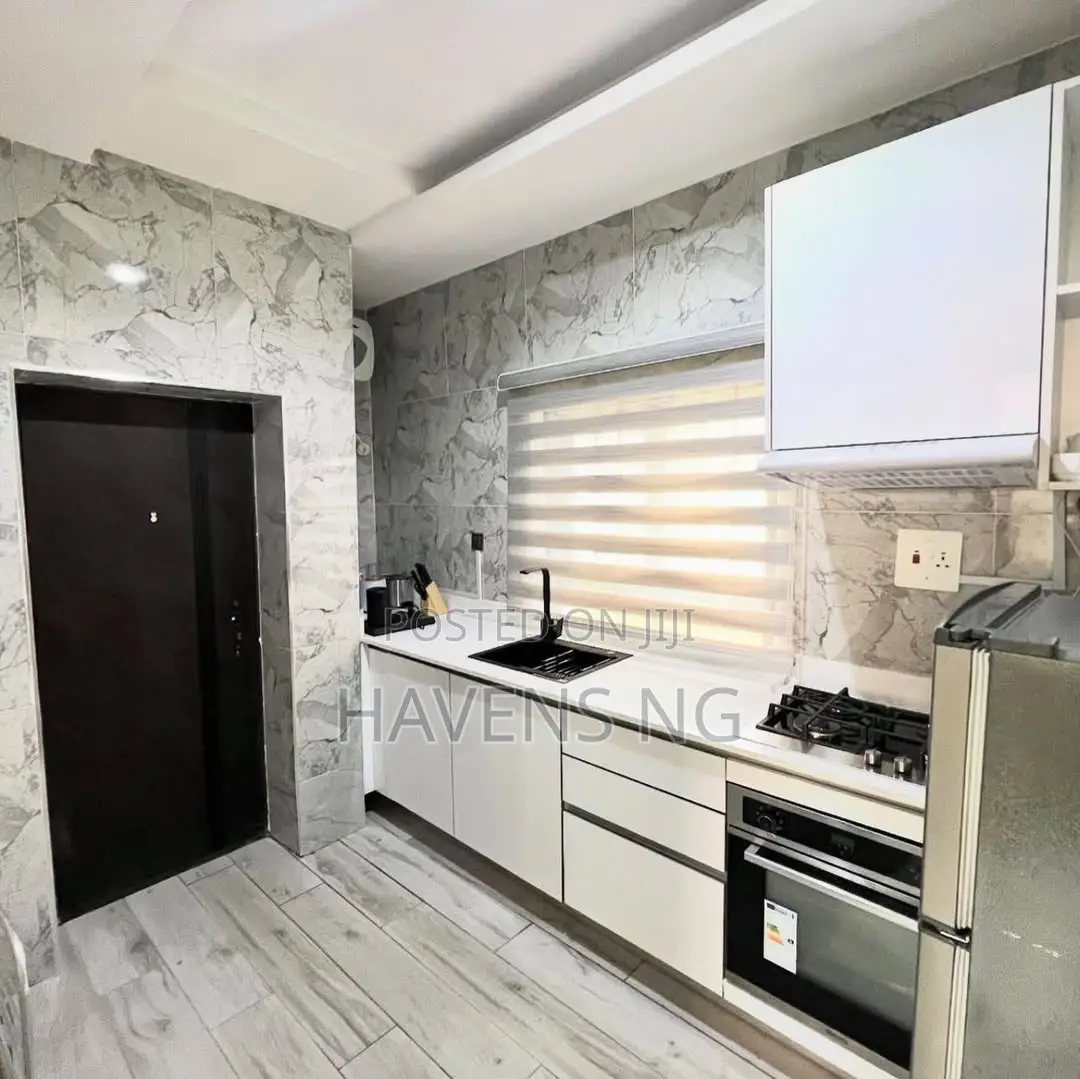 Ravishingly Furnished 2-Bedroom Apartment for Short Stay in Katampe Extension