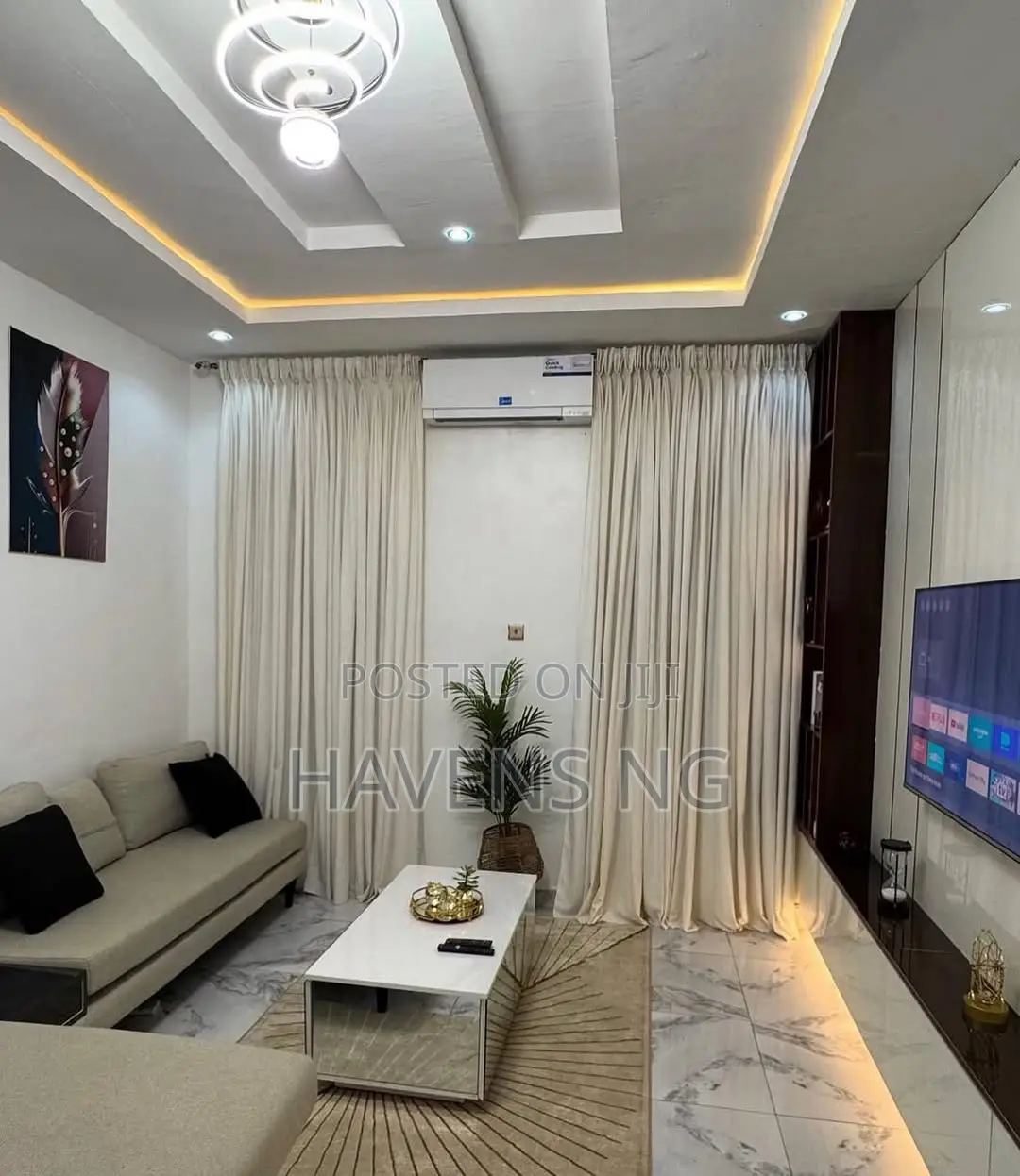 Tastefully Designed 1-Bedroom Luxury Apartment in Oluyole