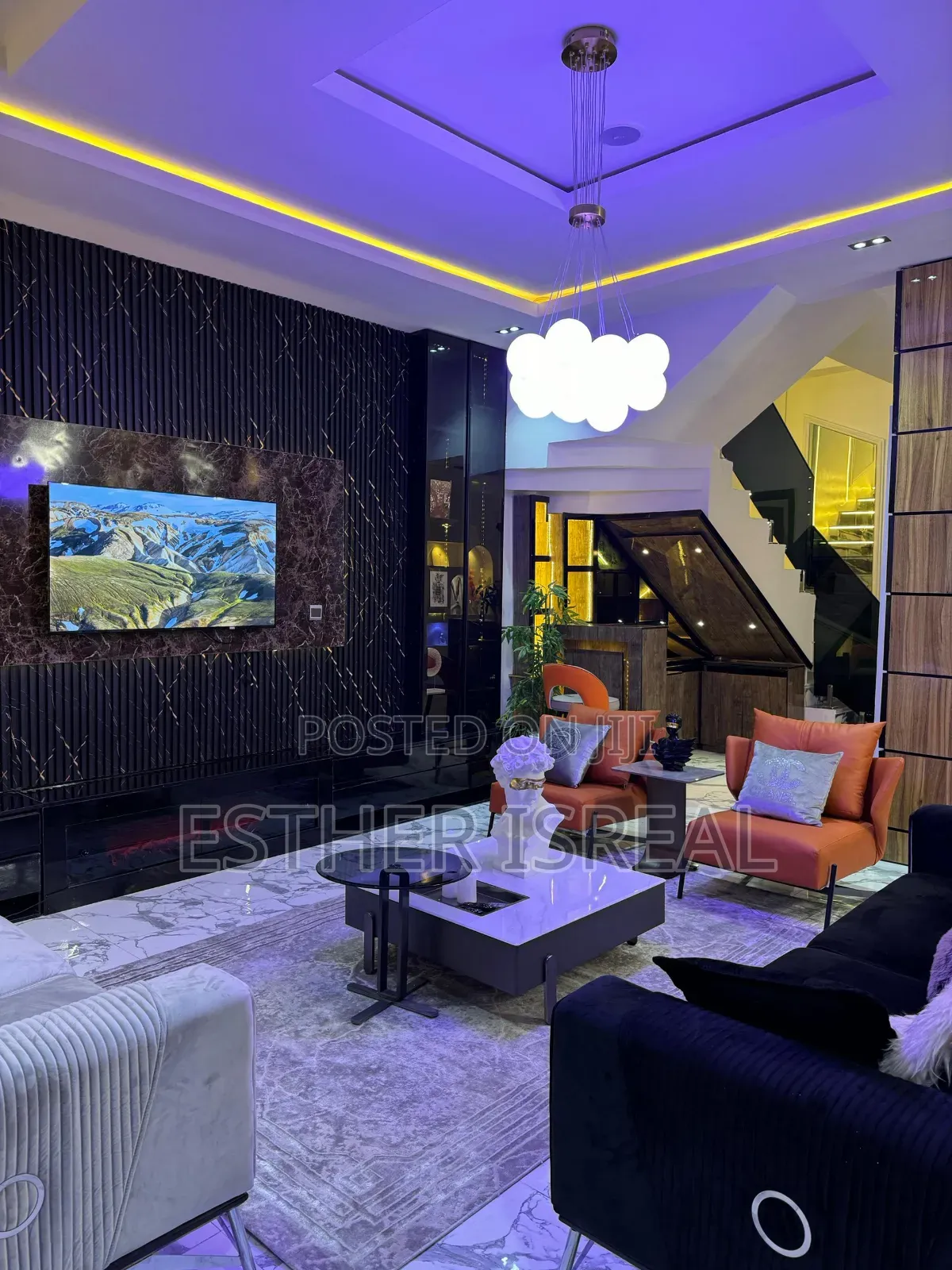 Self Compound 4 Bedroom Orchid in Chevron