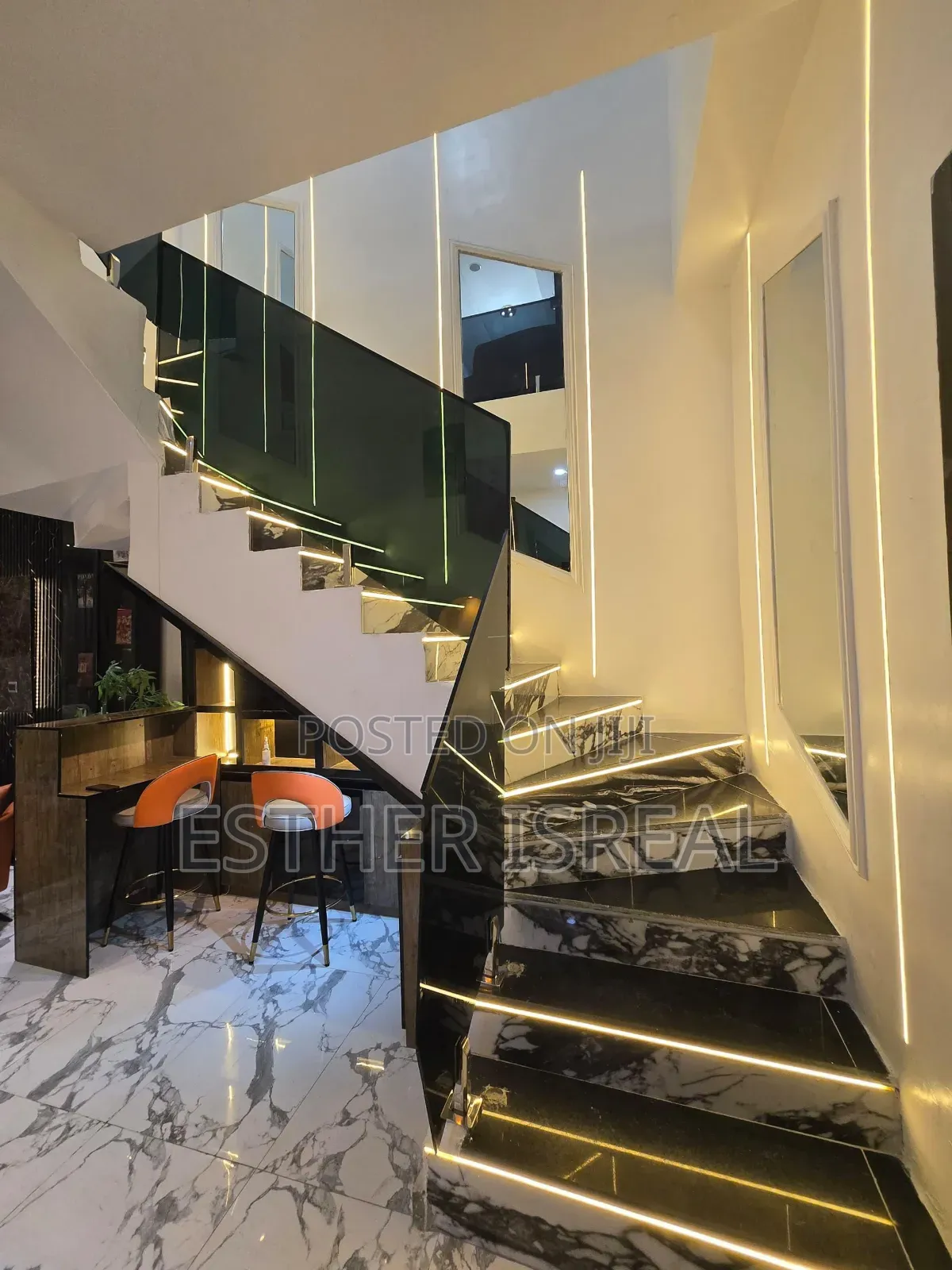 Self Compound 4 Bedroom Orchid in Chevron