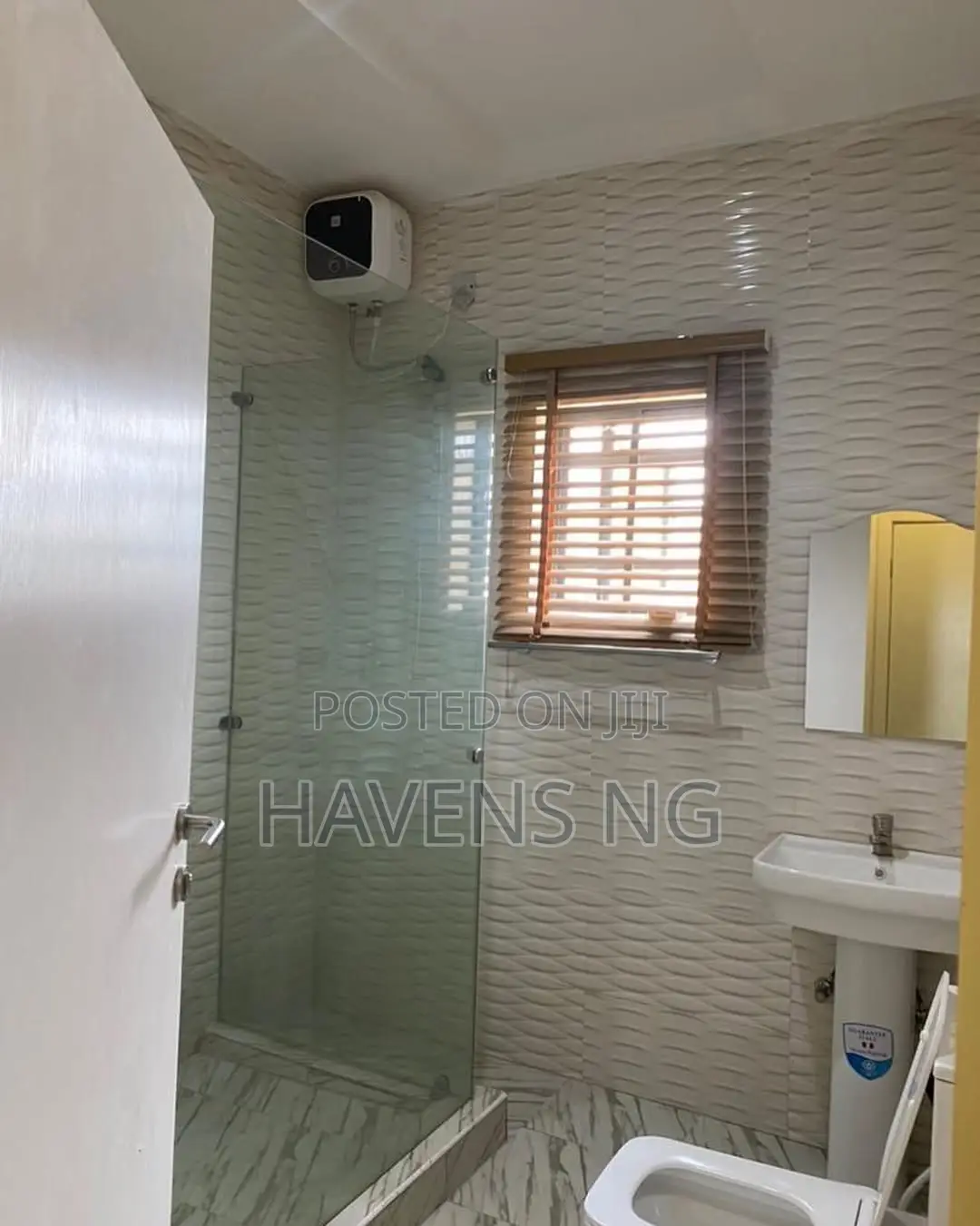 Luxurious 4-Bedroom Duplex Shortlet Apartment in Oluyole Estate