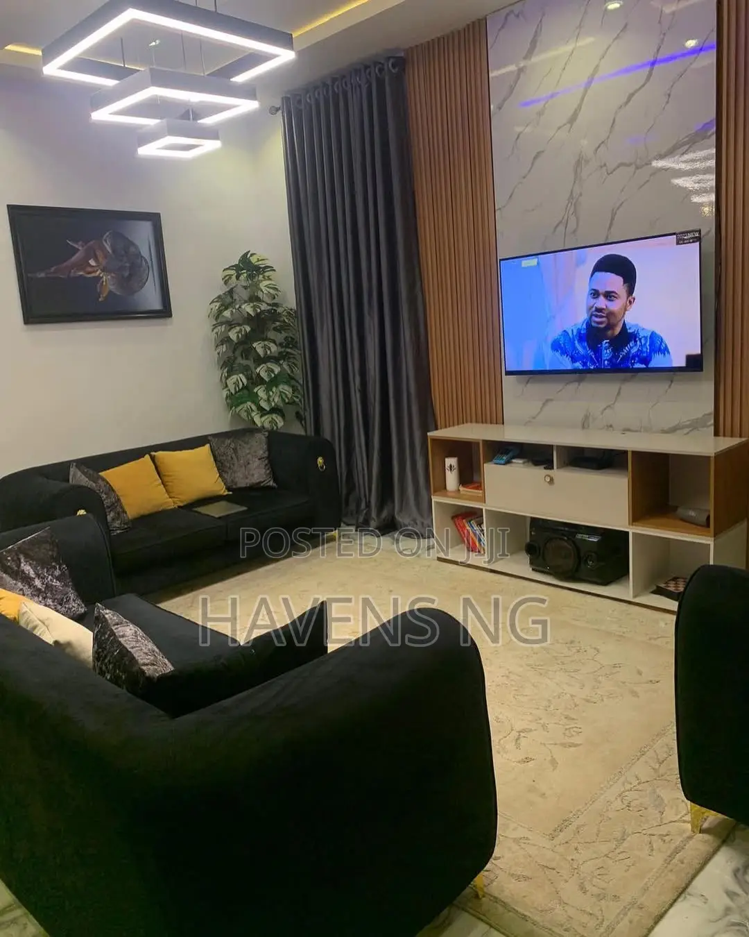 Spacious 3-Bedroom Shortlet Apartment in Ologuneru