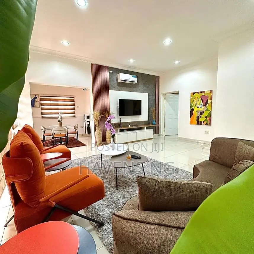 Upscale 2-Bedroom Apartment in Wuse 2, Abuja. in Wuse 2