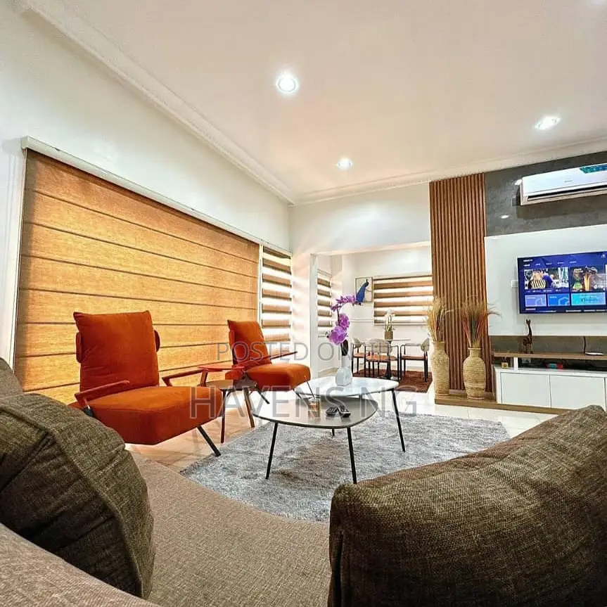 Upscale 2-Bedroom Apartment in Wuse 2, Abuja. in Wuse 2
