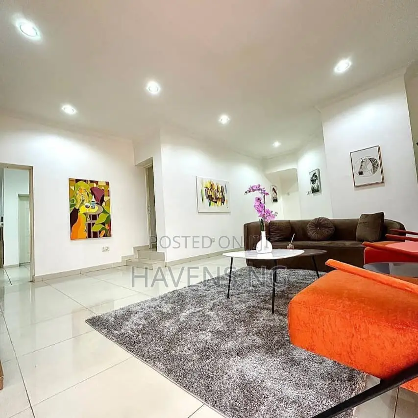 Upscale 2-Bedroom Apartment in Wuse 2, Abuja. in Wuse 2