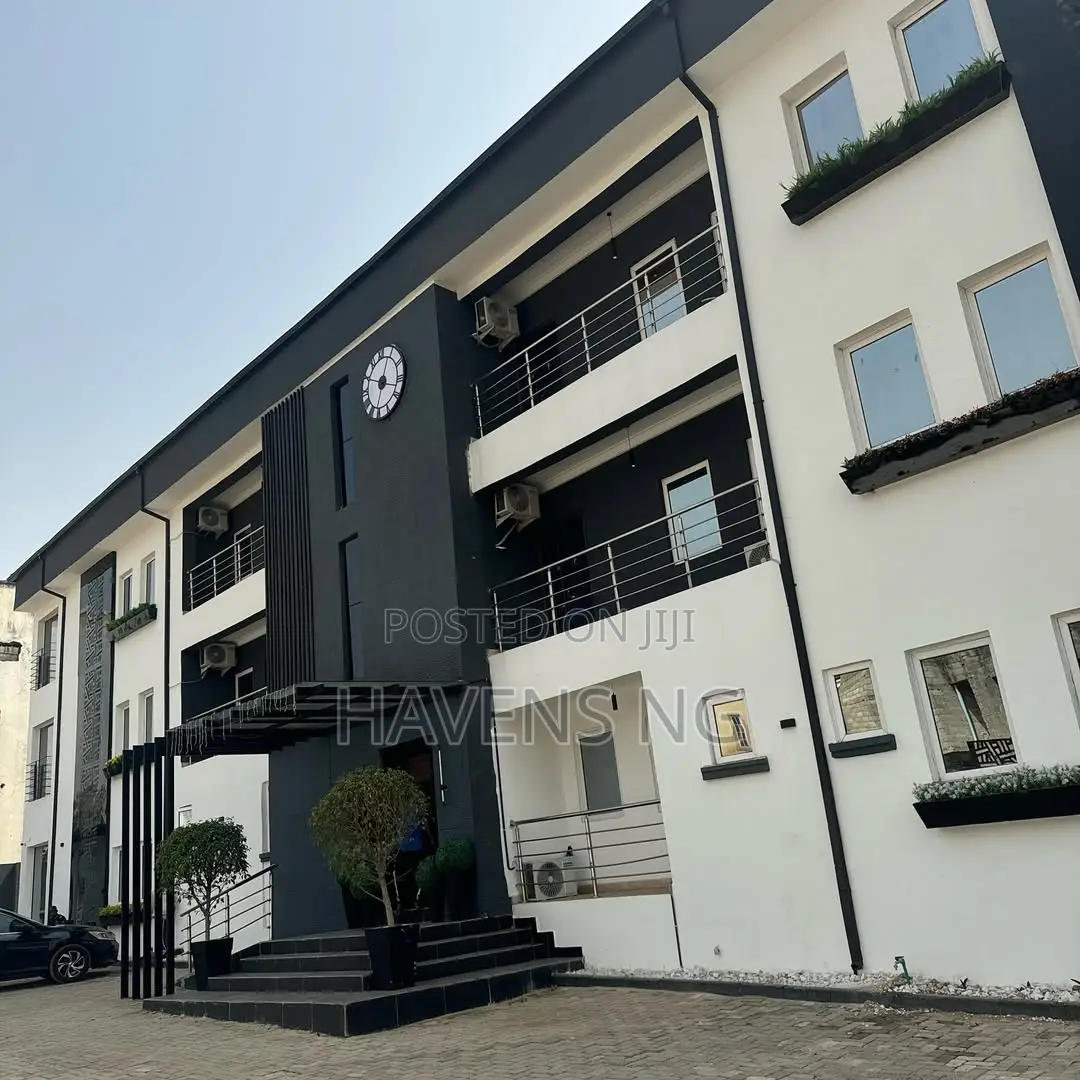 Fully Serviced 2-Bedroom Luxury Apartment in Wuse 2