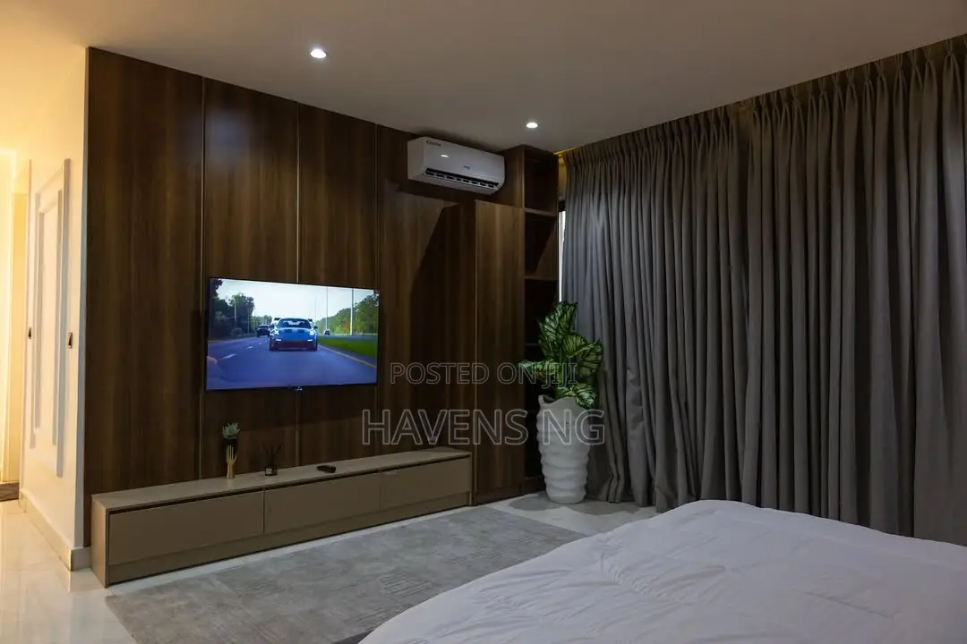 Luxury 3-Bedroom Apartment With Snooker, Pool Bathtub in 2nd Avenue Extension