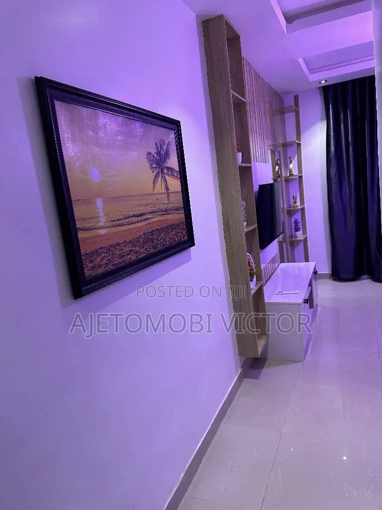 Waterfront Luxury 3bedroom in Lekki Phase 1