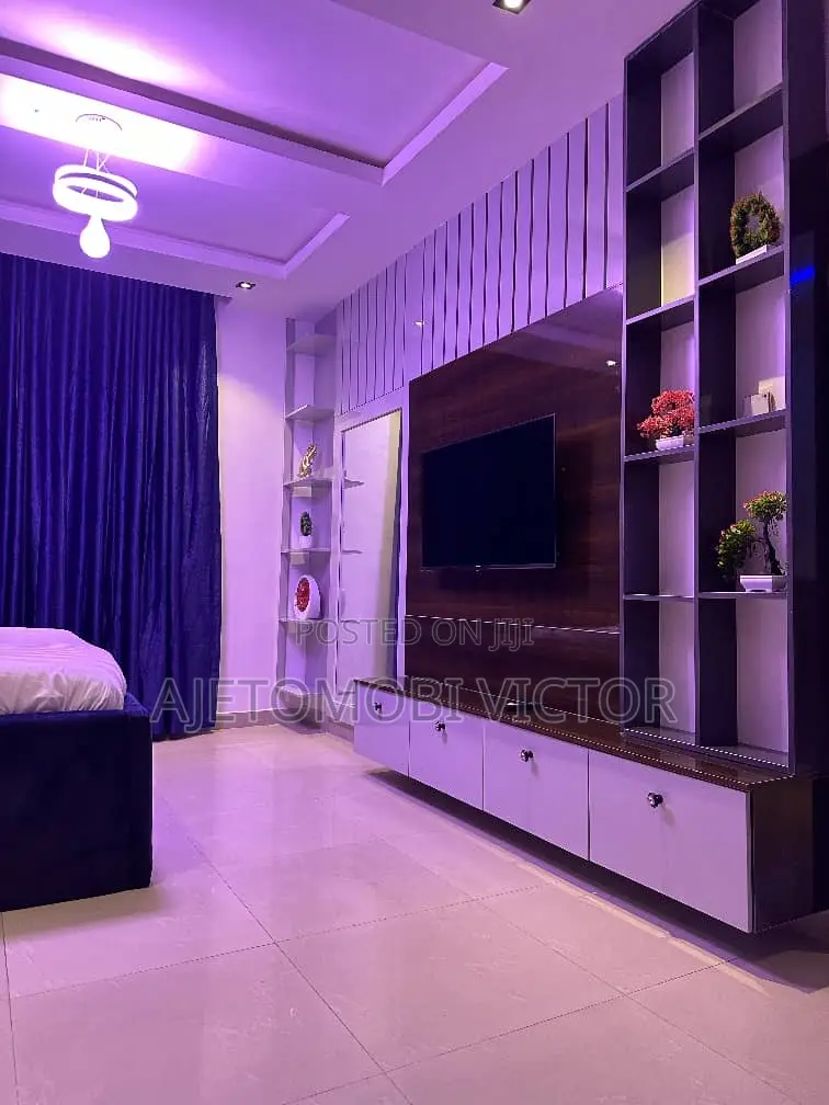 Waterfront Luxury 3bedroom in Lekki Phase 1