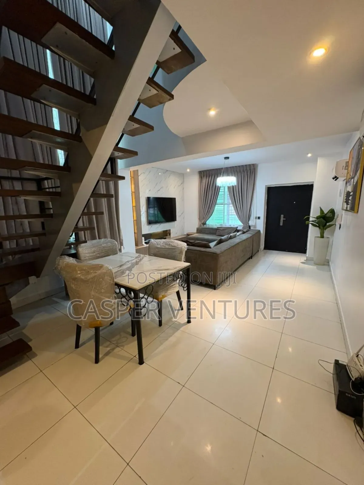 Fancy 2bed Seaview Maisonette in Ikate