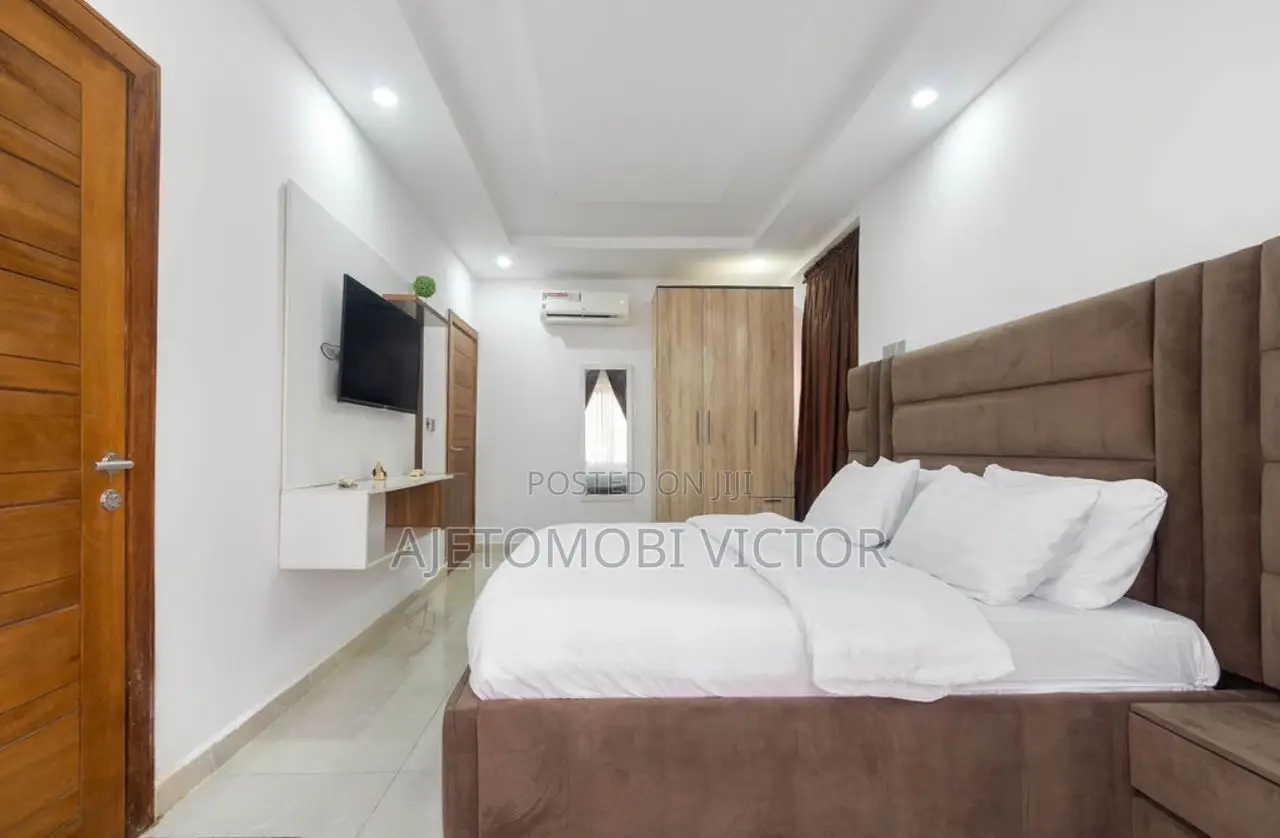 Luxury 1bedroom Apartment in Ikate