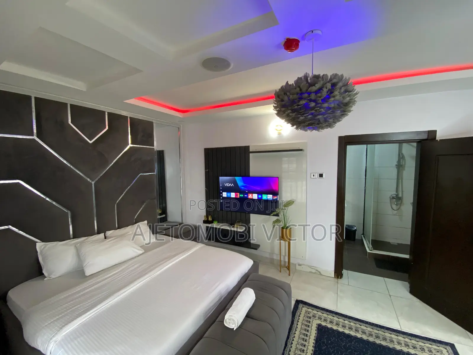 3bedroom With Ps5,Snooker and Ps5 in Lekki Phase 1